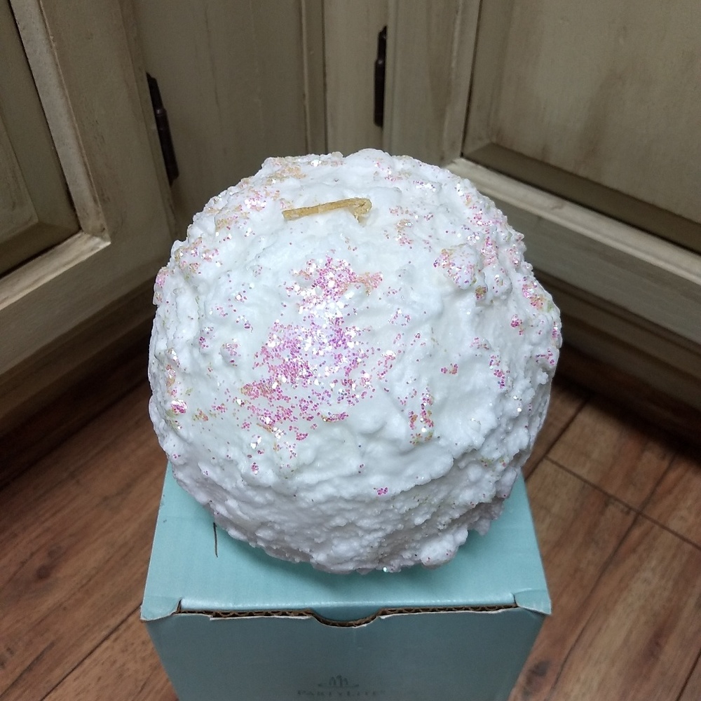 Partylite 6" Glitter Snow Ball RARE!  SNOWBALL